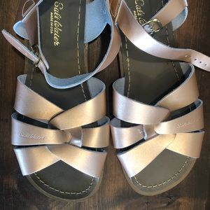Salt Water Sandals Rose Gold